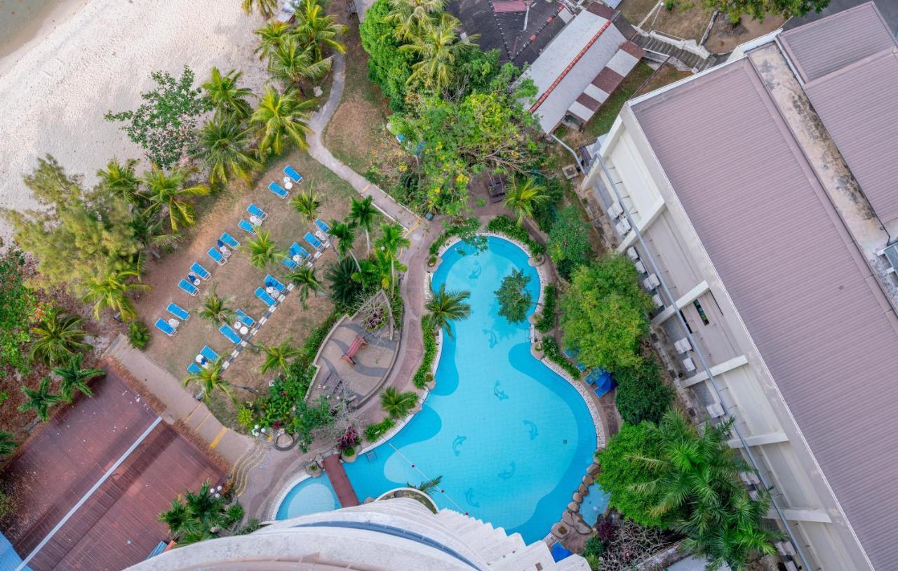 Romantic Couple Suite + Beach-Front Balcony Tanjung Bungah  Exteriör bild