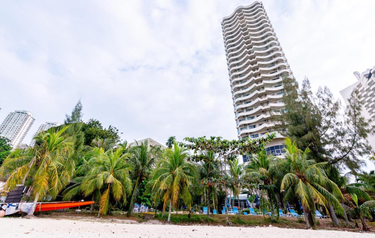 Romantic Couple Suite + Beach-Front Balcony Tanjung Bungah  Exteriör bild