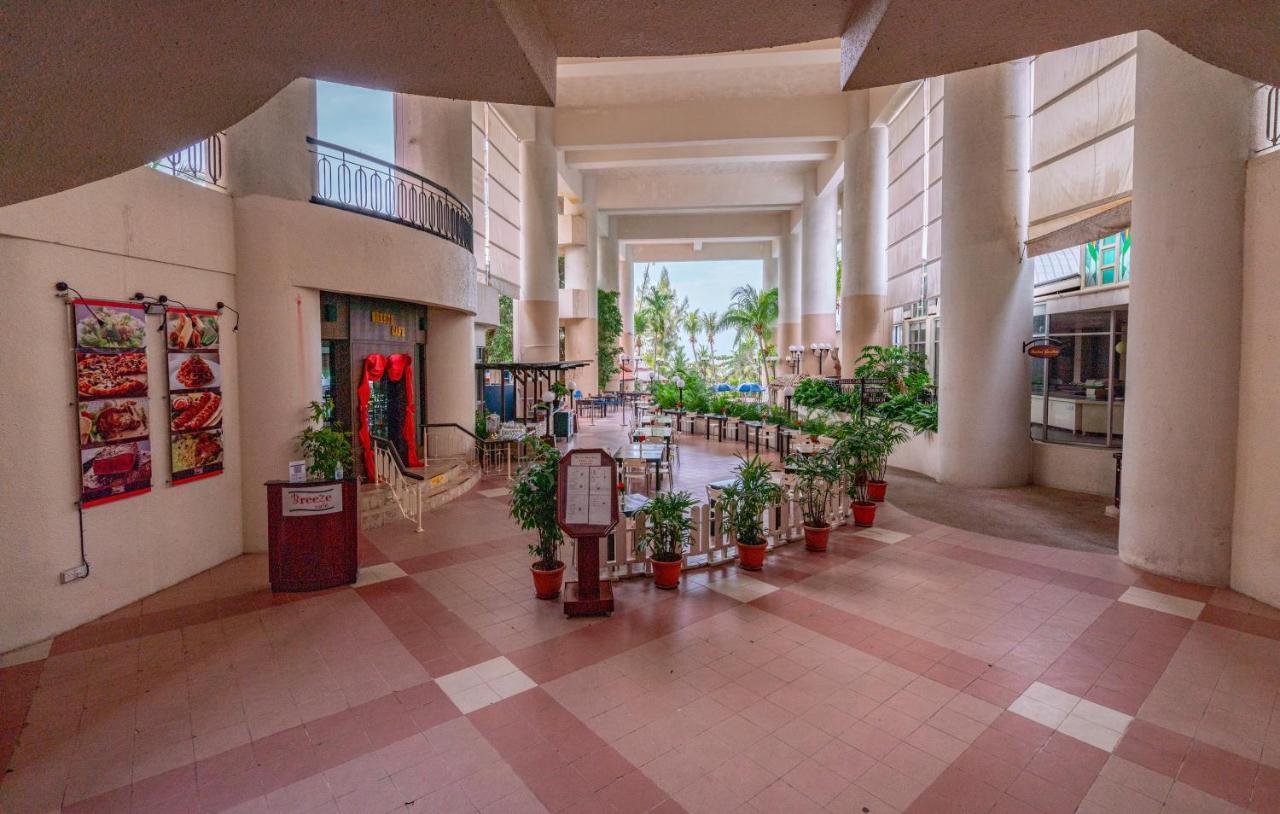 Romantic Couple Suite + Beach-Front Balcony Tanjung Bungah  Exteriör bild