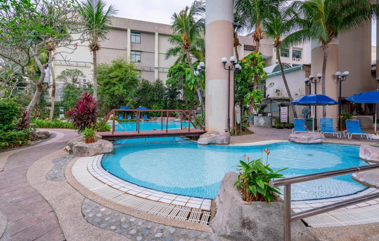Romantic Couple Suite + Beach-Front Balcony Tanjung Bungah  Exteriör bild